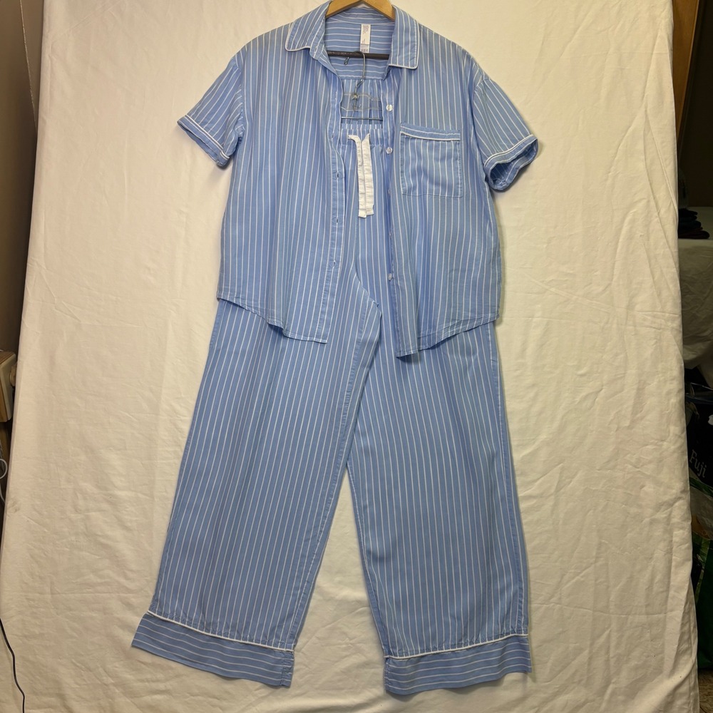 Stars Above Simply Cool Pajama Set Women's M Blue White Stripe Button Pants